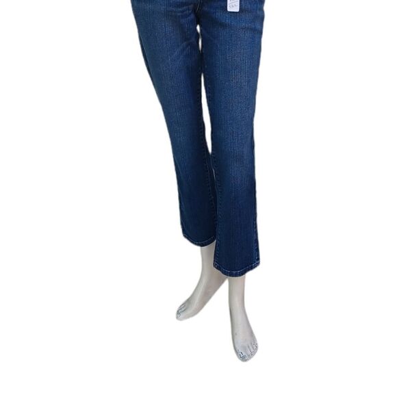 53028..Dkny Straight leg Jeans Size 6R, W28" 25"Inseam 8"Rise - Picture 3 of 6